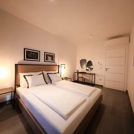 Luxury Iadera 아파트